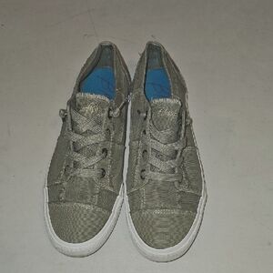 Blowfish Malibu Sz 10 Green Flats. Super Cute Womens